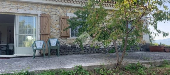 Вилла с 6 комнатами в Казалвиери, Италия № 155934 4