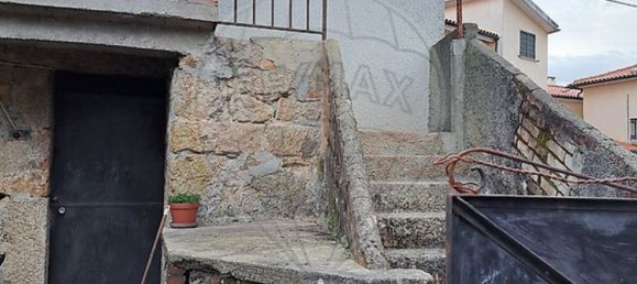 Casa de 3 dormitorios en Canas de Santa Maria, Portugal No. 23199 3