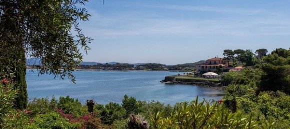 12 rooms Villa in Monte Argentario, Italy No. 13341 37