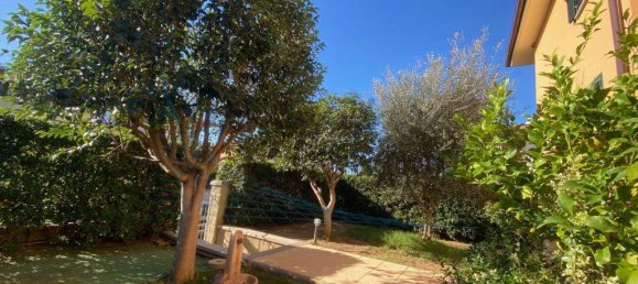 3 rooms Apartment in Rosignano Marittimo, Italy No. 117487 2