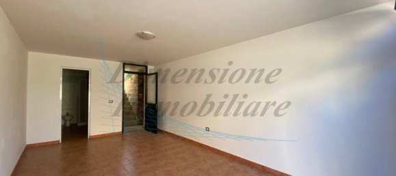 3 rooms Apartment in Rosignano Marittimo, Italy No. 117487 16