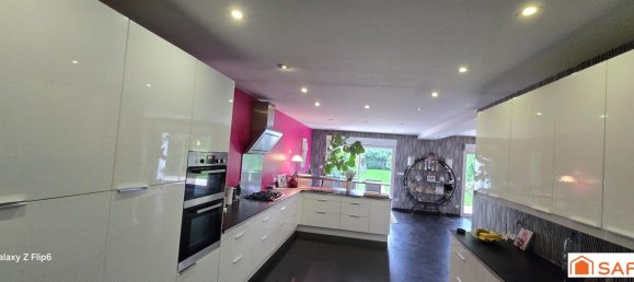 5 Schlafzimmer Haus in Douvrin, France, Nr. 210855 6