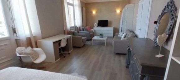 5 Schlafzimmer Haus in Douvrin, France, Nr. 210855 10