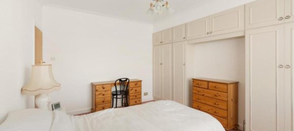 3 bedrooms House in London, United Kingdom No. 3559 12