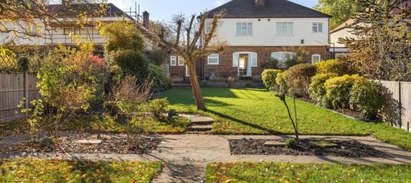 3 bedrooms House in London, United Kingdom No. 3559 3