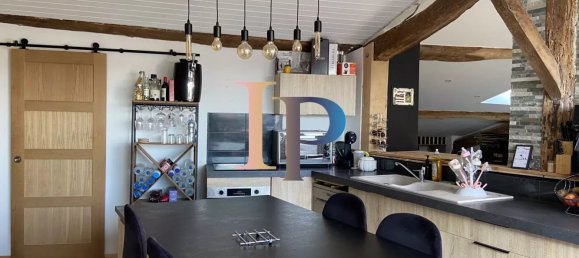 Квартира с 3 спальнями в Роанн, Франция № 246766 5