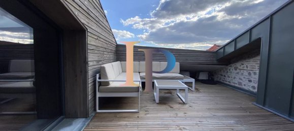 Квартира с 3 спальнями в Роанн, Франция № 246766 7