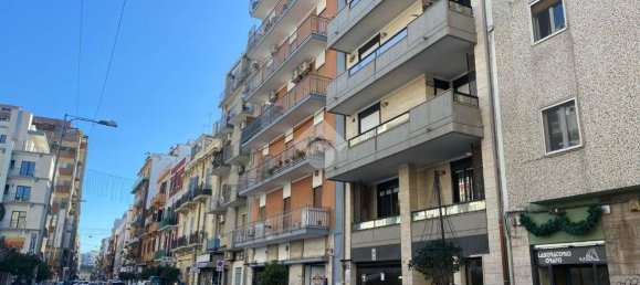 Apartamento de 1 dormitorio en Bari, Italy No. 103941 14