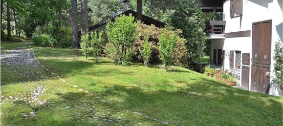 4 rooms Apartment in Taino, Italy No. 237024 37