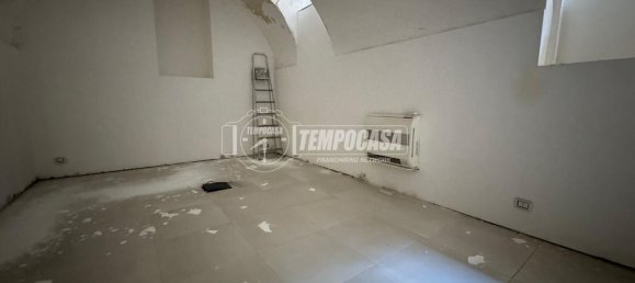 250m² Warehouse in Naples, Italy No. 266987 23