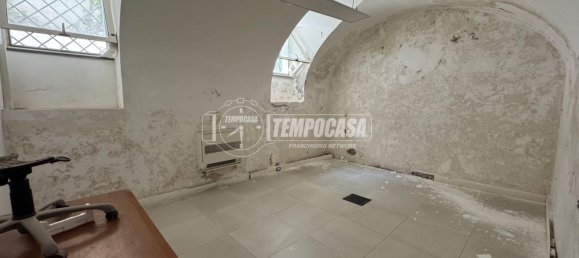 250m² Warehouse in Naples, Italy No. 266987 7