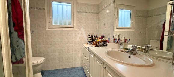 4 bedrooms House in Le Controis-en-Sologne, France No. 158494 6