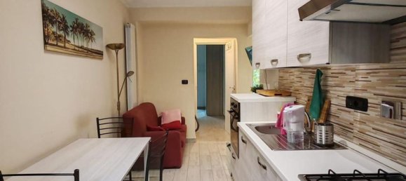 4 bedrooms Apartment in Turin, Italy No. 344174 17