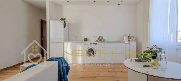 3 bedrooms Apartment in Florence, Italy No. 358647 2