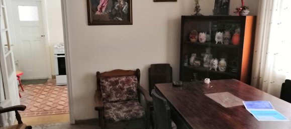 150m² Property in Piraeus, Greece No. 5424 4