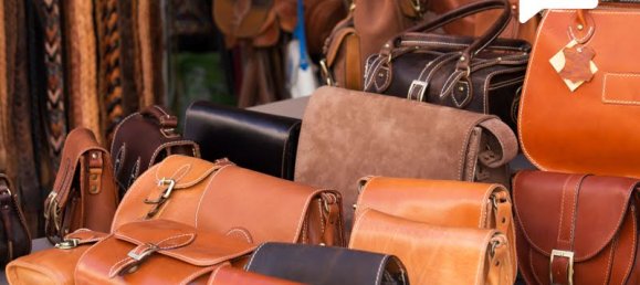 46m² Commercial property in Annecy, France No. 203879 4