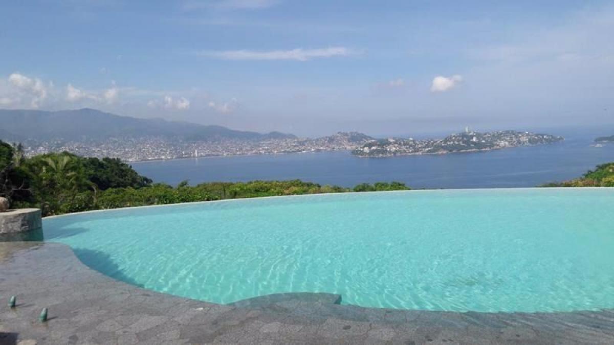 6 bedrooms House in Guerrero, Mexico No. 171837