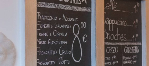 2 rooms Commercial property in Trento, Italy No. 211011 2