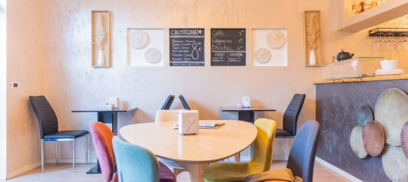 2 rooms Commercial property in Trento, Italy No. 211011 32