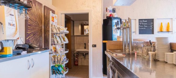 2 rooms Commercial property in Trento, Italy No. 211011 40