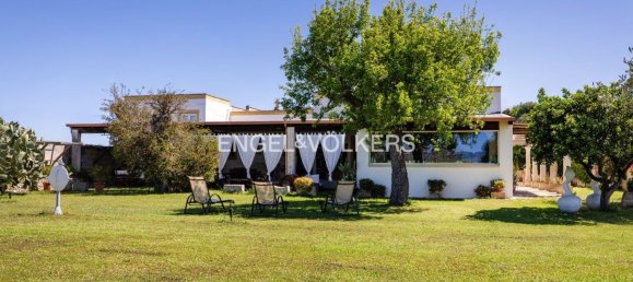 15 rooms House in Carpignano Salentino, Italy No. 131588 12