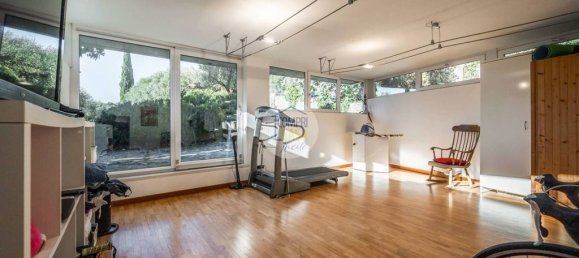 4 bedrooms Villa in Verona, Italy No. 283760 2