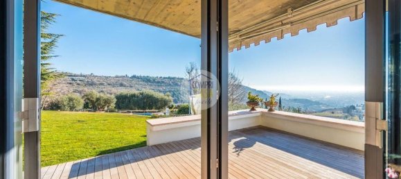 4 bedrooms Villa in Verona, Italy No. 283760 33