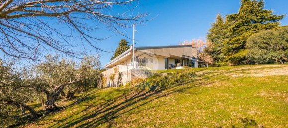 4 bedrooms Villa in Verona, Italy No. 283760 24