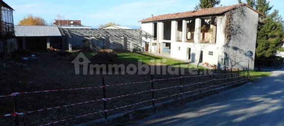 Земельный участок 1875м² в Удине, Италия № 113080 3