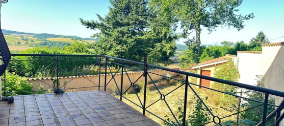 3 bedrooms House in Saint-Symphorien-de-Lay, France No. 308780 2