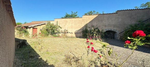 3 bedrooms House in Saint-Symphorien-de-Lay, France No. 308780 3