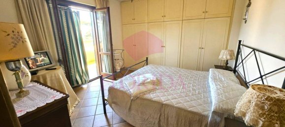 3 bedrooms House in Ardea, Italy No. 306524 14