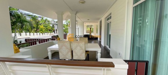 Café/restaurante de 4 dormitorios en Pattaya, Thailand No. 19517 8