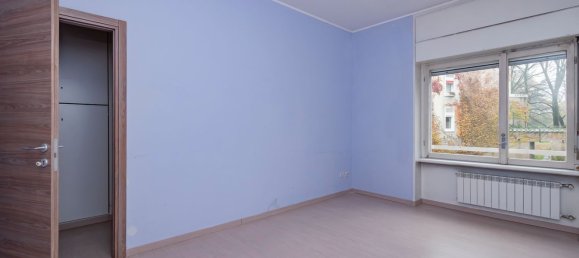 4 rooms Apartment in Segrate, Italy No. 20928 25