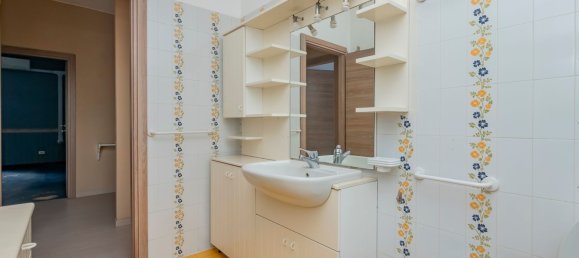 4 rooms Apartment in Segrate, Italy No. 20928 23