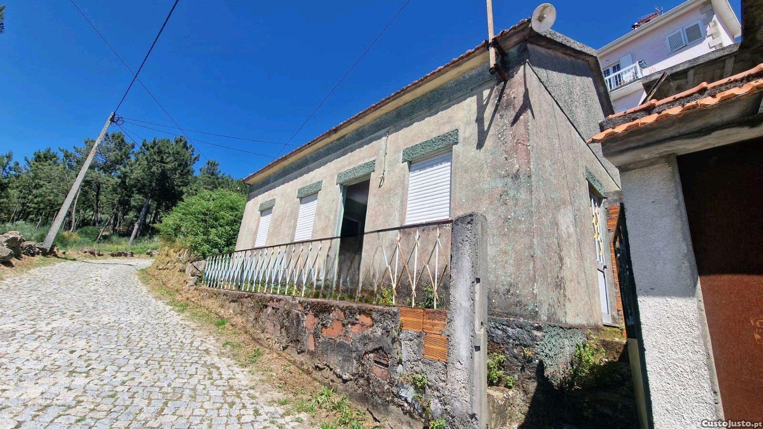 Casa de 2 dormitorios en Ferreiros de Tendais, Portugal No. 235924
