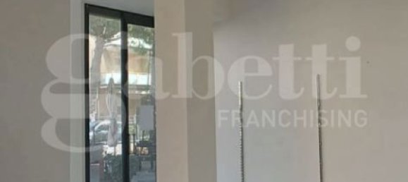 2 rooms Commercial property in Ravenna, Italy No. 324318 11