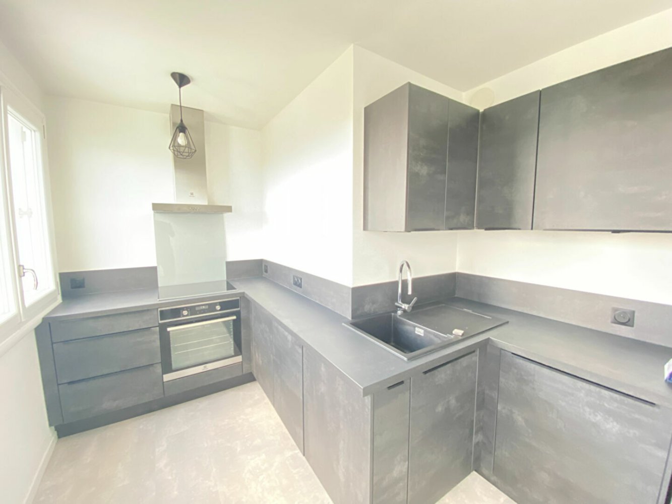 Apartamento de 1 dormitorio en Chateauroux, France No. 228584