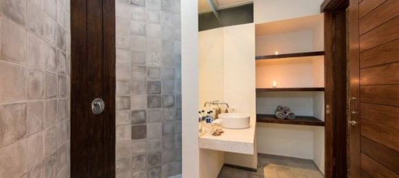 4 Schlafzimmer Villa in Seminyak, Indonesia, Nr. 3357 15