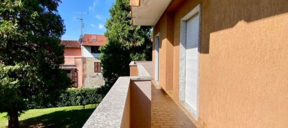 3 rooms Apartment in Casnate con Bernate, Italy No. 258611 31