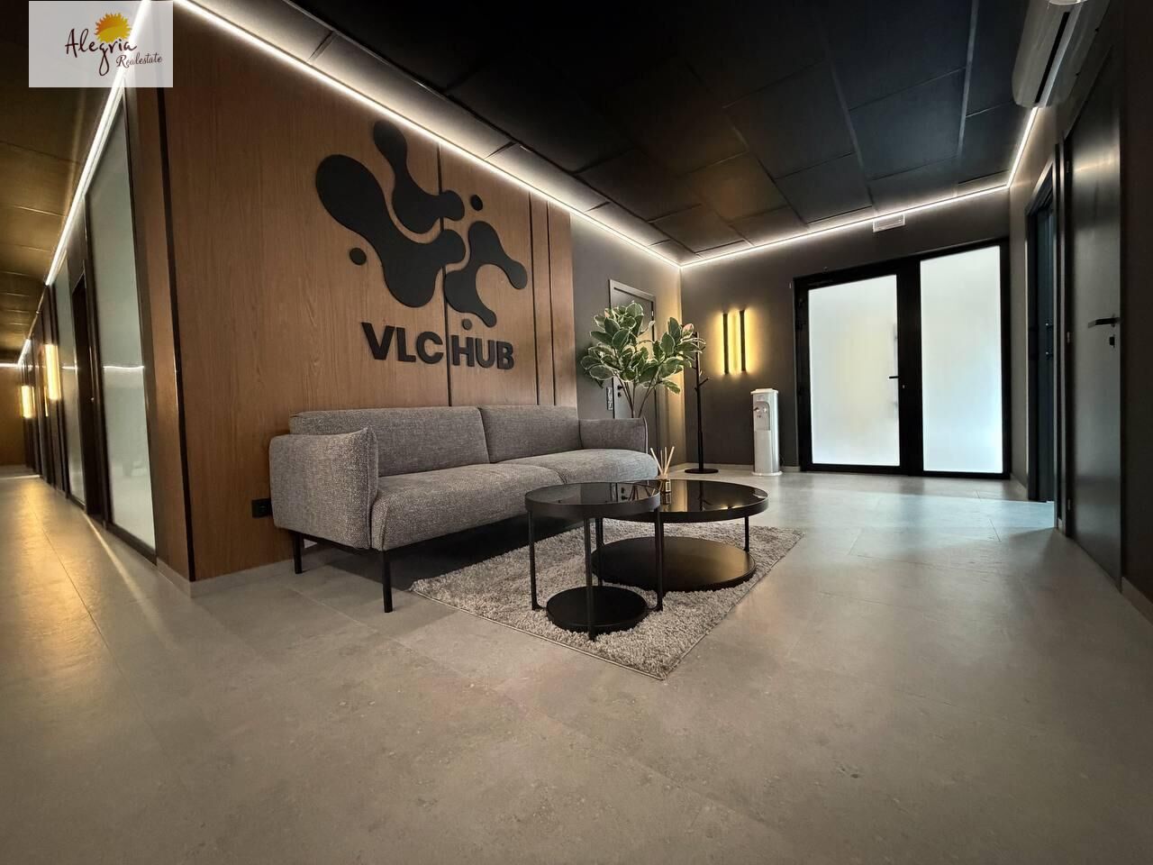 360 m² oficina en venta en Valencia, València, Comunidad Valenciana, Spain № 365835