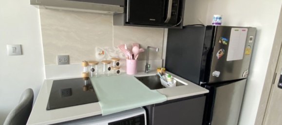 Кондоминиум  с 1 спальней в Чонбури, Таиланд № 20519 10