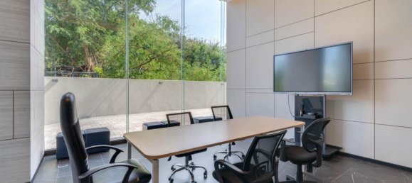 Кондоминиум  с 1 спальней в Чонбури, Таиланд № 20519 3