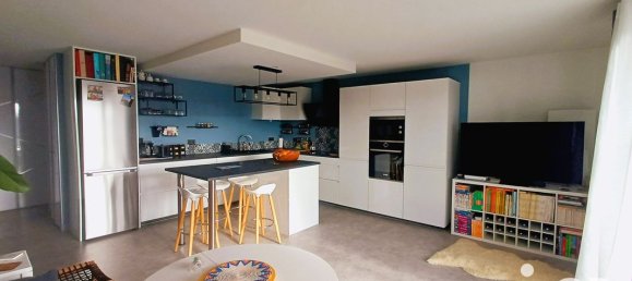 2 chambres Appartement à Blois, France No. 156875 3