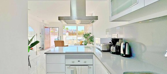 3 bedrooms Townhouse in Torrevieja, Spain No. 210841 11