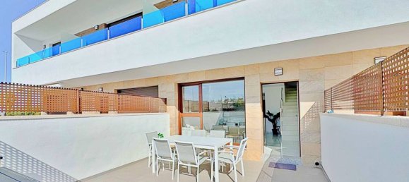 3 bedrooms Townhouse in Torrevieja, Spain No. 210841 3