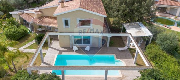 10 rooms Villa in Capoterra, Italy No. 35650 4