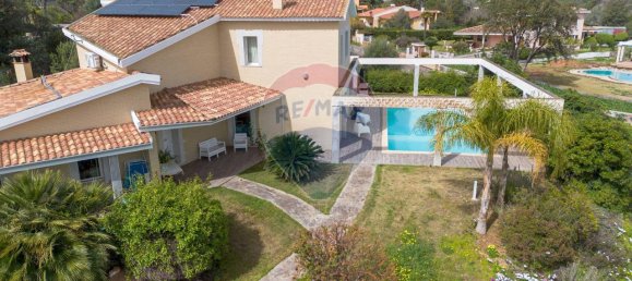 10 rooms Villa in Capoterra, Italy No. 35650 3