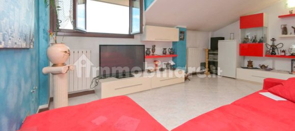 Квартира с 3 спальнями в Никелино, Италия № 302144 45