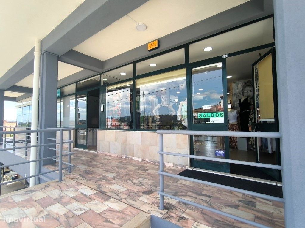 30m² Commercial property in Nine, Portugal No. 269007
